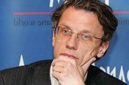 Vujčić se odmiče od Vlade i ne da rezerve za konverziju franka
