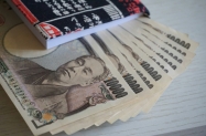 Japan potrošio rekordan iznos na obranu domaće valute