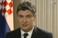 Premijer Milanović za istraživanja ugljikovodika u Jadranu