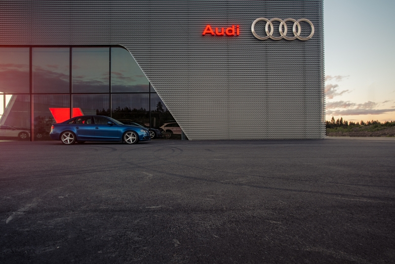 Audi �eli presti�i BMW