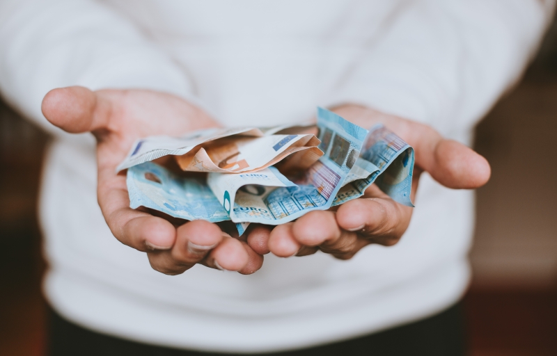Oko 38 posto gra�ana �tedi, dok je svaki tre�i u minusu