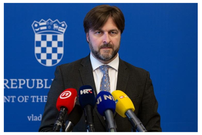 Cijene struje i plina za građane i male poduzetnike ostaju iste Cijene struje i plina za građane i male poduzetnike ostaju iste