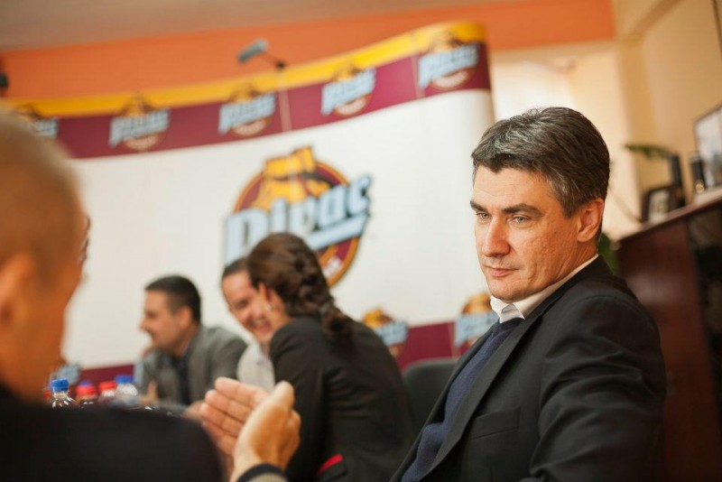 Milanović: Hrvatska će razmotriti ulazak u bankovnu uniju Milanović: Hrvatska će razmotriti ulazak u bankovnu uniju
